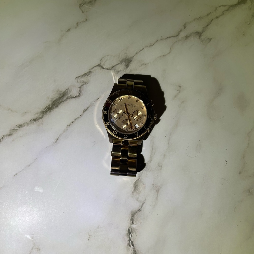 Marc Jacob’s watch - Picture 2 of 3